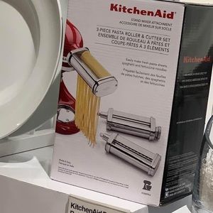 NEW KitchenAid 3-Piece Pasta Roller & Cutter Set Stand Mixer Attachment …